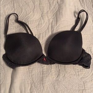 Victoria Secret Pink Push Up Plunge Bra